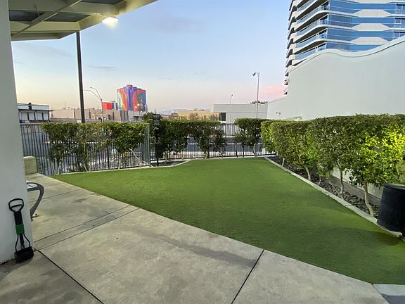 5th image of 4525 Dean Martin Dr Unit 1212