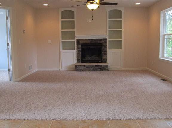 2nd image of 12 Bennington Greens Dr
