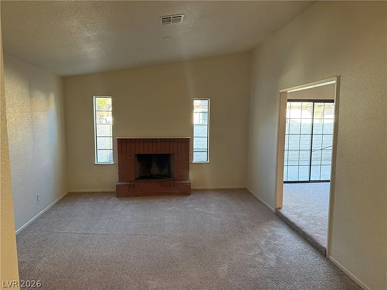 720 Sea Pines Ln — Photo 12