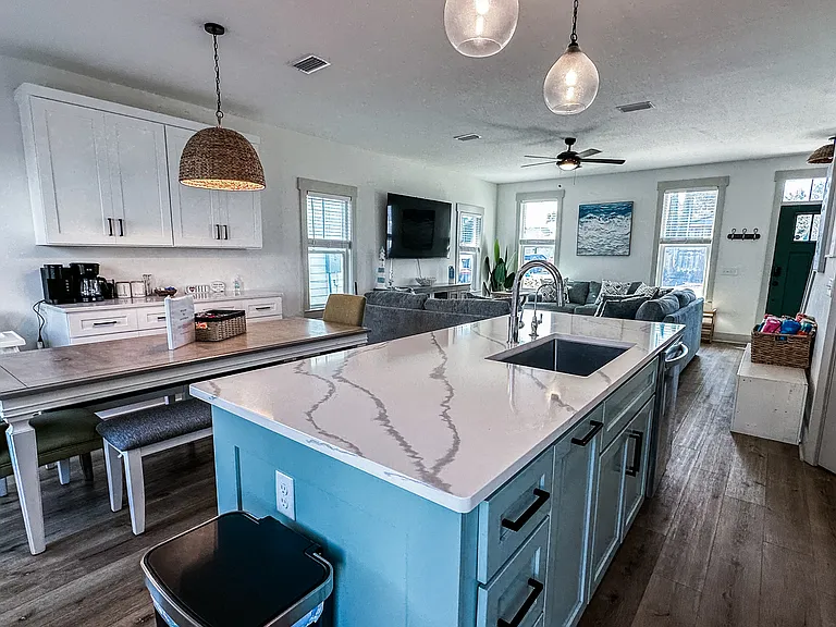 22524 Lakeview Dr — Photo 73