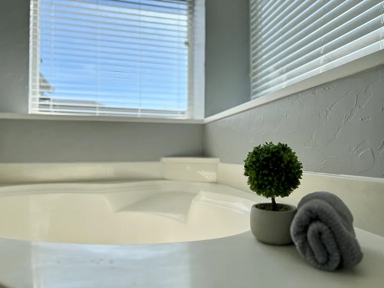 Wilshire Dr — Photo 10