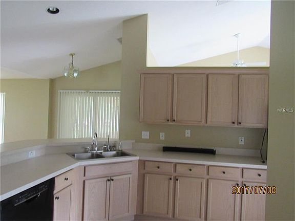 5th image of 11524 Lyons Ct