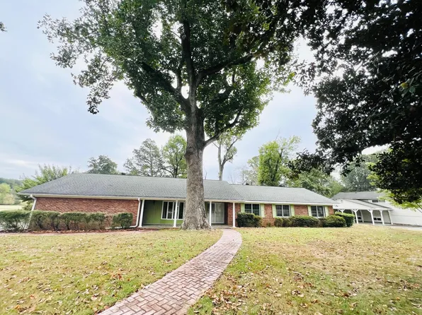 122 Valleybrook Rd, Hixson, TN 37343
