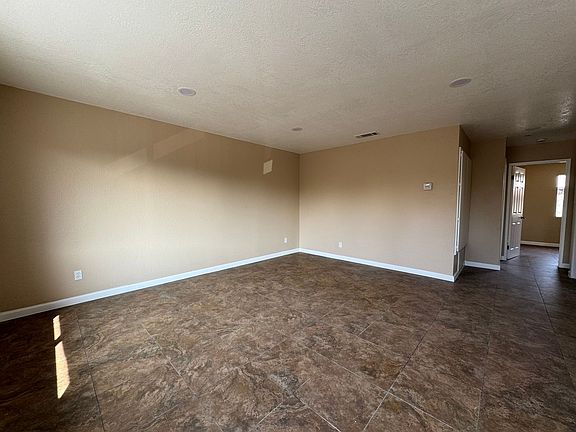 5th image of 1447 Pumalo St APT 2