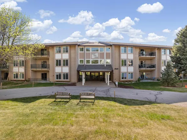 3972 Fairway Hills Dr, Rapid City, SD 57702