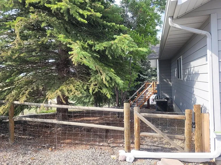 26 Hilltop Dr — Photo 5