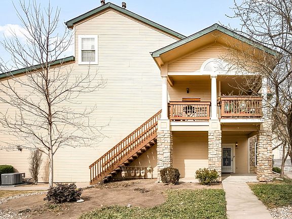 3rd image of 4025 S Dillon Way #101