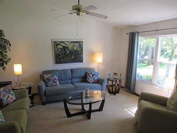 2nd image of 41 Brewster Ln