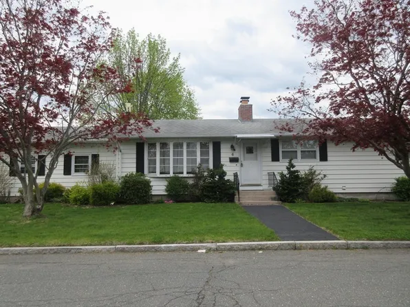 6 Glenwood St, Chicopee, MA 01013