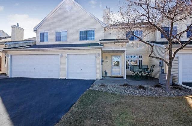 1st image of 527 Aqua Cir
