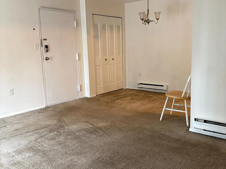 327 Saint Marys Ave #7-H — Photo 5