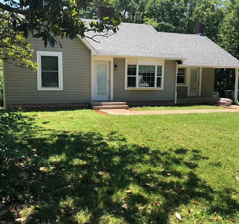5480 Shallowford Rd