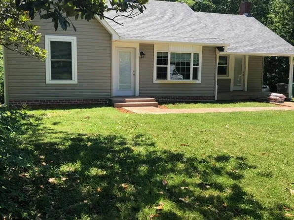 5480 Shallowford Rd, Lewisville, NC 27023