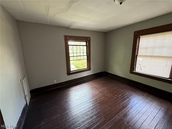5th image of 1605 Ford Ave