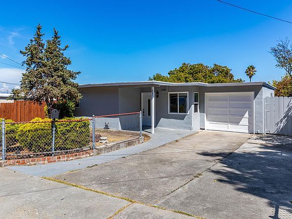 2nd image of 447 Christine Drive