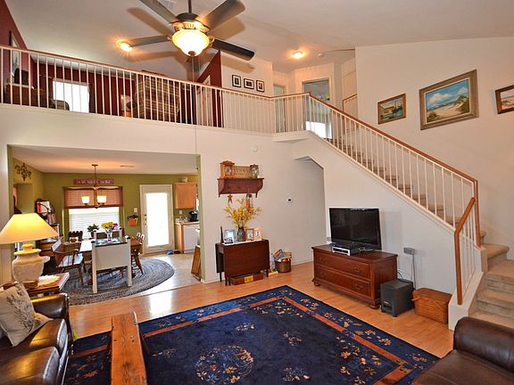 3rd image of 1116 Burgess Dr
