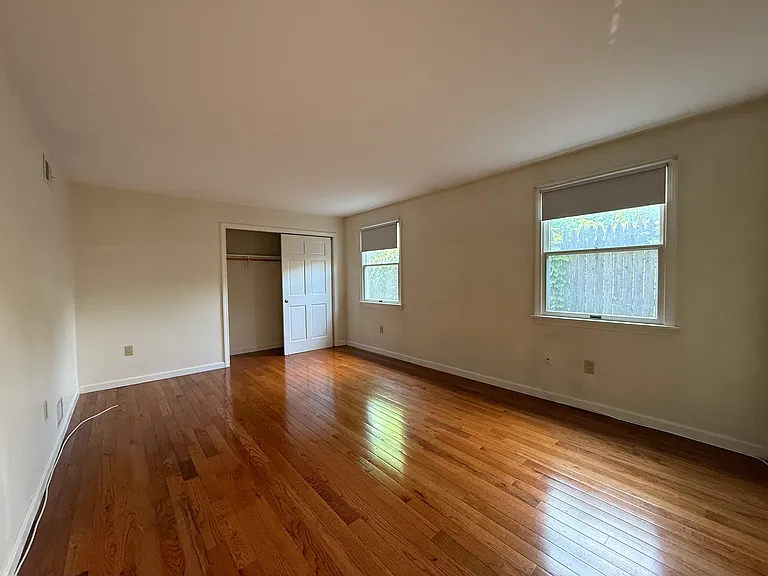947 Washington St #2 — Photo 23