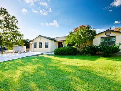 232 Deer Creek Dr, Boerne, TX, 78006