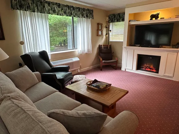 23 Black Bear Road #223, Waterville Valley, NH 03215