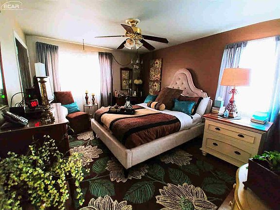 5th image of 3067 Ketzler Dr