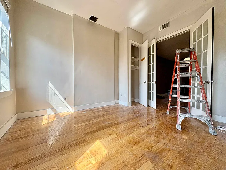 673 Classon Ave #4L — Photo 4