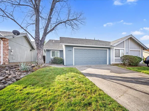 1194 Meadow Gate Dr, Roseville, CA 95661