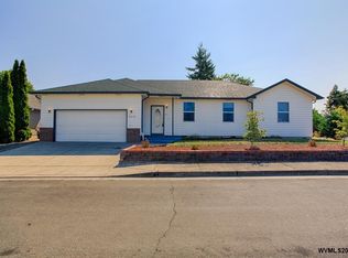 4018 Lansdowne Ct NE, Salem, OR 97305