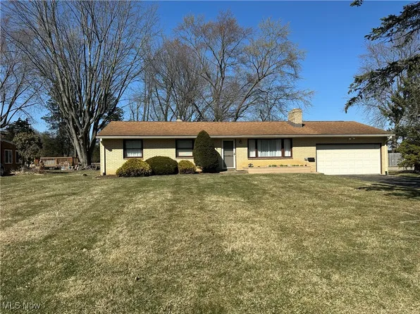 8277 Stuhldreher St NW, Massillon, OH 44646