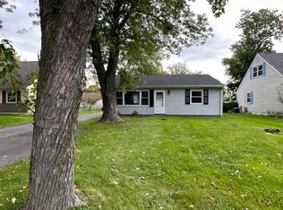 703 Juniper Rd, Valparaiso, IN 46385