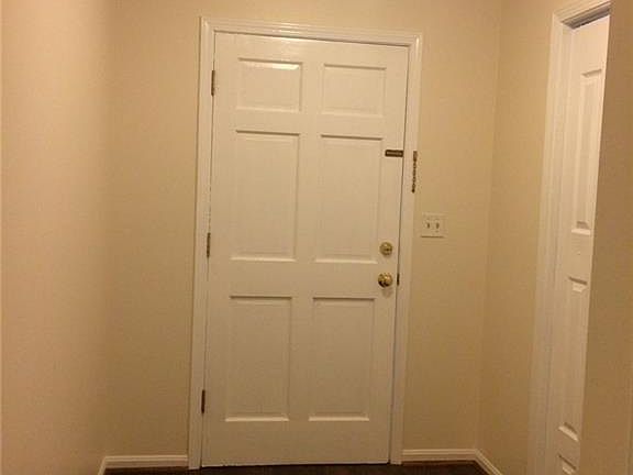2nd image of 1236 Mayflower Dr