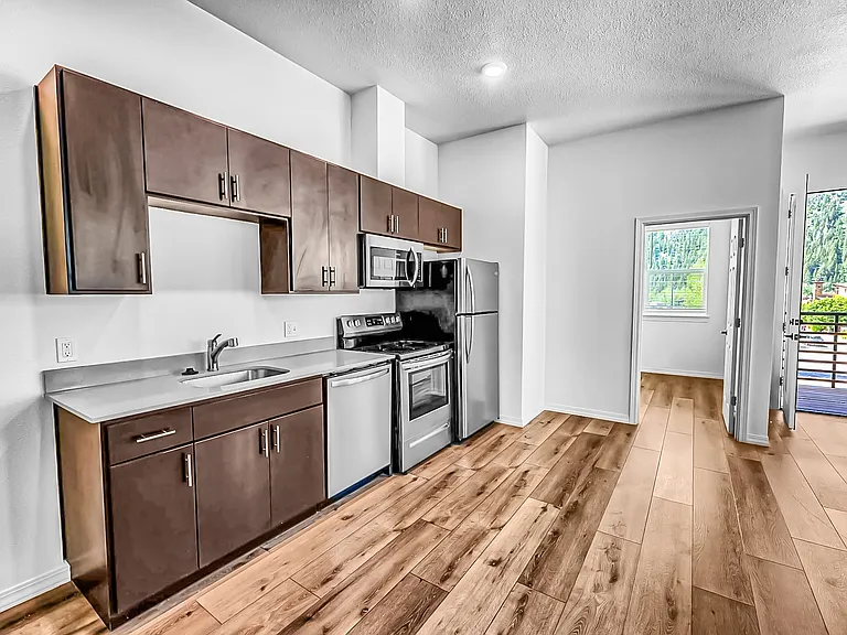 580 1st Ave N #206 — Photo 20
