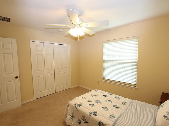 3rd image of 5607 Bay Side Dr