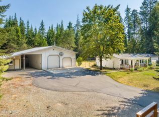 30216 N Gunsight Rd, Athol, ID 83801