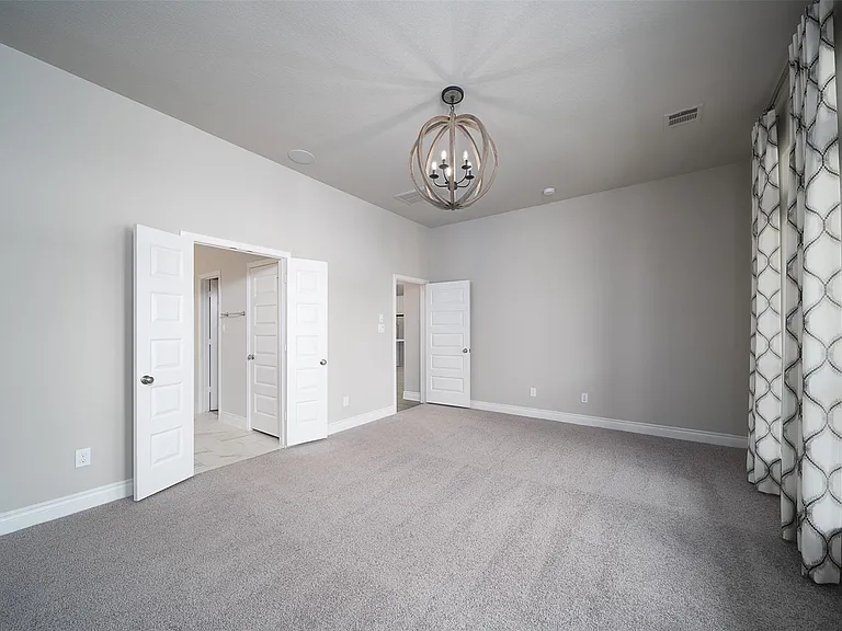 8703 Azalea Crossing Ct — Photo 17