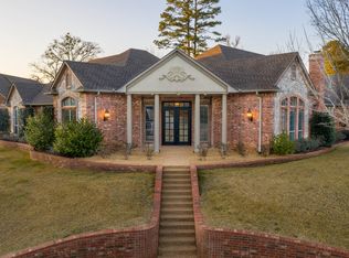 1751 Holcomb Cir, Tyler, TX 75703