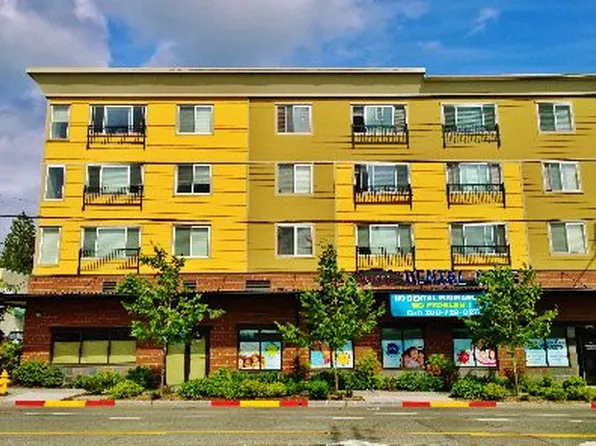 Greenwood Corner, 301 N 104th St Unit 201, Seattle, WA 98133