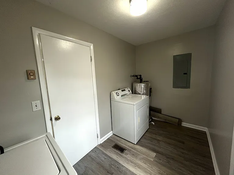 808 Goldcrest Dr — Photo 19