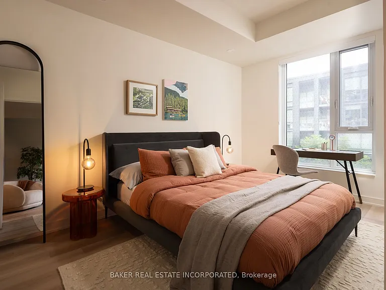 100 Mill St #718 — Photo 6
