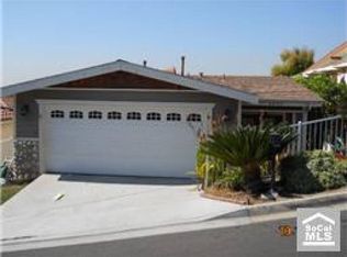 2059 N Terrace Dr, Signal Hill, CA 90755