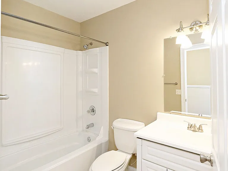 103 Linden St — Photo 20