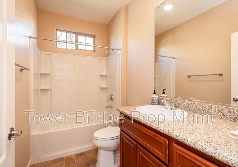 1457 Marseille Ln — Photo 5