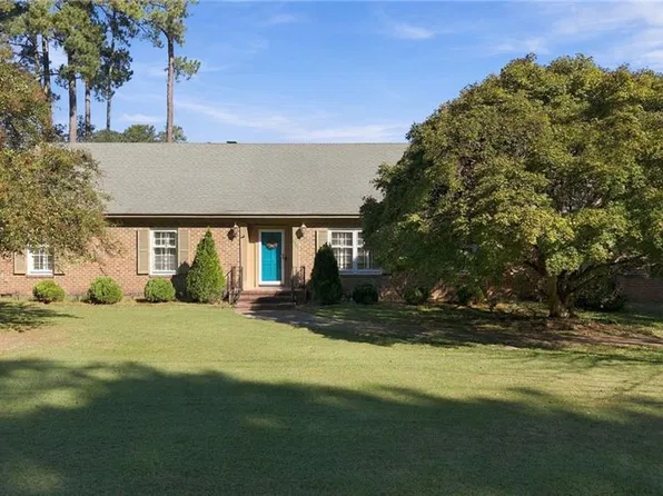 3304 Woodlawn Rd, Rocky Mount, NC 27804