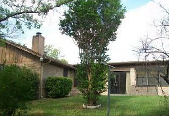 3rd image of 2302 Lily Dr