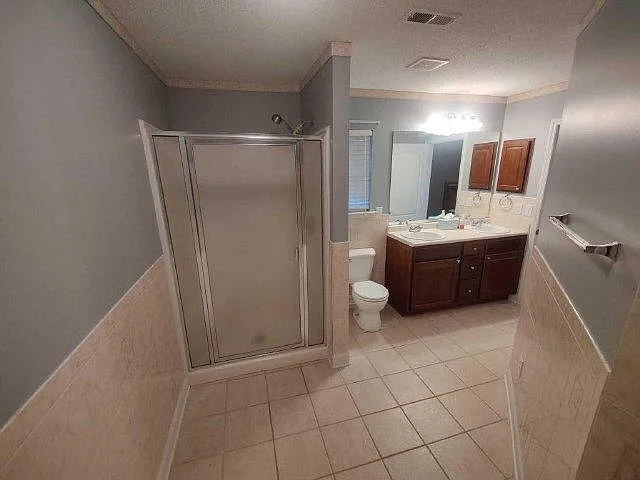 Master Bath angle 2