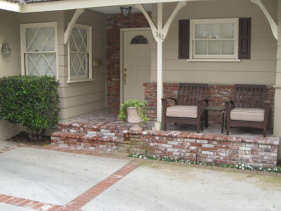 5th image of 352 E Hurst St