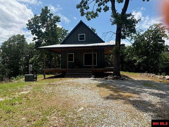 5th image of 418 Eagle Ridge Ln