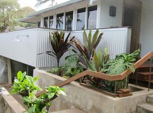 1407 Aalapapa Dr, Kailua, HI 96734