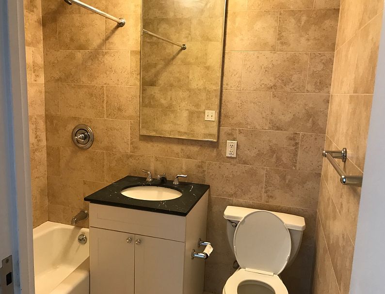 1st image of 2847 44th St #2