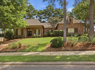 299 Lake Village Dr, Madison, MS 39110