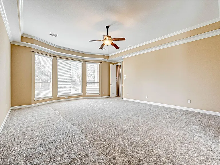 2914 Cotswold Ln — Photo 19